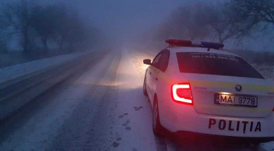 Prima intervenție a autospecialelor pentru a curăța carosabilul de zăpadă a fost înregistrată la Ștefan Vodă - Photo