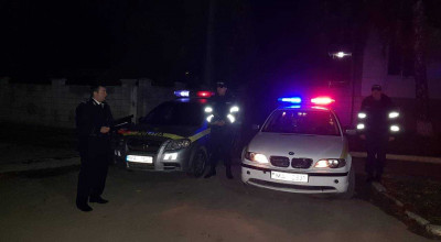 La Strășeni, un șofer beat reținut de polițiști, a furat mașina acestora și a fugit într-o direcție necunoscută - Photo