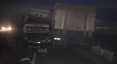 Două TIR-uri s-au ciocnic frontal pe un pod aflat în reparație din raionul Călărași. Au fost înregistrate victime - Photo