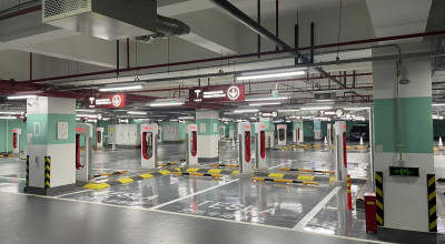 Cea mai mare stație de încărcare Tesla din lume, inaugurată! Află câte electromobile pot fi alimentate - Photo