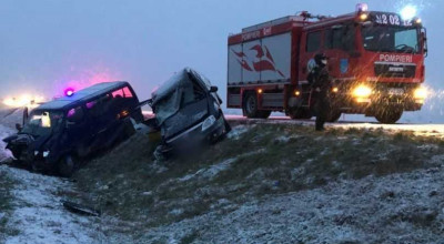 Un polițist de frontieră a decedat, în urma unui grav accident în raionul Hîncești, cu implicarea unui taximetru - Photo