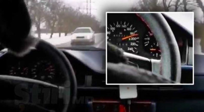 Șofer filmat cum conduce un Mercedes W124 cu aproape 200 km/h pe o șosea acoperită cu zăpadă - Photo