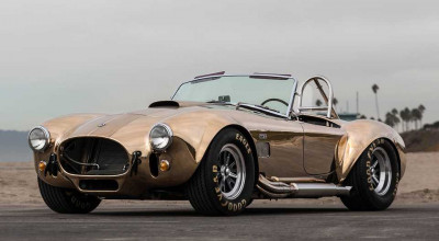 Ce ziceți de asta? Caroseria acestei replici Shelby Cobra este realizată în totalitate din foi de bronz! - Photo