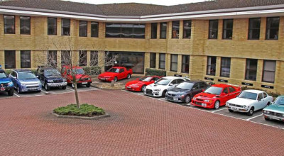 O colecție impresionantă, formată din 14 modele Mitsubishi în stare impecabilă, scoase la vânzare - Photo