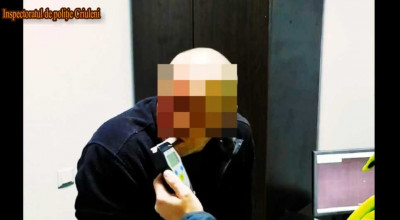 (VIDEO) Criuleni: Șoferul unei Lada, fiind beat, a încercat să fugă de polițiști și să-și incendieze mașina - Photo