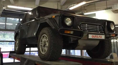 În Moscova a fost scos la vânzare un exemplar Lamborghini LM002 cu un parcurs de numai 10 mii de kilometri! - Photo