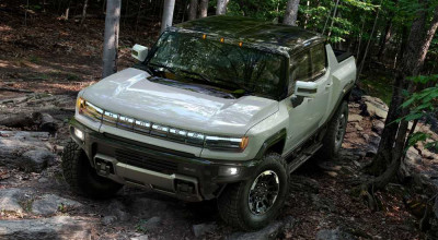 Exemplarul cu numărul 1 al noului GMC Hummer EV s-a vândut pentru suma impresionantă de 2.5 milioane $ - Photo