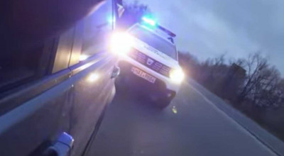 Scenariul se repetă din nou! Un șofer a fost amendat în timp ce își ducea soția însărcinată de urgență la spital - Photo
