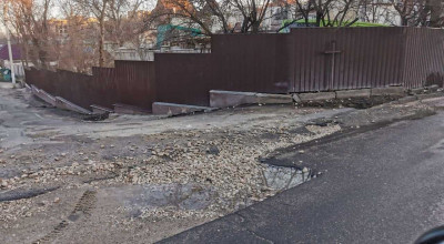 Drumurile vor începe a fi reparate abia către mijlocul lunii mai! Ceban dă vina pe Ministerul Economiei - Photo