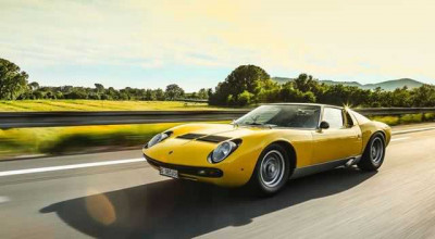 Legendarul Lamborghini Miura SV aniversează 50 de ani de la debut - Photo