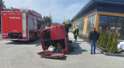 Patru persoane au fost spitalizate după ce un Volkswagen s-a izbit într-un ZIL, în localitatea Goian - Photo