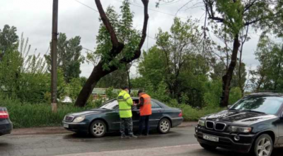 Achitarea vinietei de șoferii cu mașini înmatriculate în străinătate verificată de ASD, INSP și Serviciului Vamal - Photo
