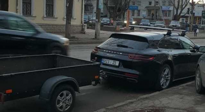 Un Porsche-i bun la toate, nu doar pentru track sau agățat pisici! - Photo