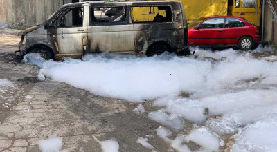 (VIDEO) Mai multe mașini au fost cuprinse de flăcări în această noapte pe o stradă din sectorul Botanica! - Photo