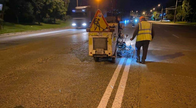 Autoritățile au început să aplice marcajul rutier pe străzile din capitală! - Photo