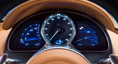 A fost scos la vânzare un exemplar al unicului model din lume cu 500 km/h pe instrumentarul de bord! - Photo