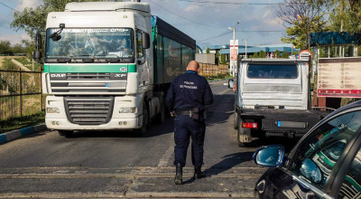În atenția transportatorilor de mărfuri! România anunță restricții de circulație pe trasee din cauza caniculei - Photo