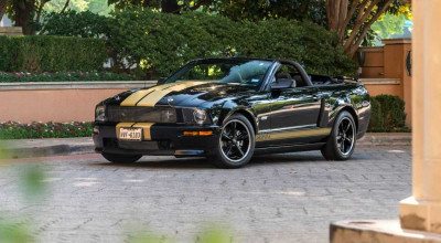 Un Ford Mustang Shelby s-a scos la licitație, după ce a fost în proprietatea a zeci de persoane! - Photo