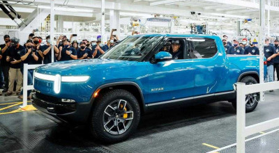 Rivian înaintează în fața celor de la Tesla și anunță startul asamblării pickup-ului R1T - Photo