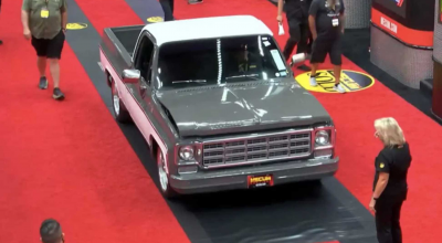 Caz rupt din realitate! Un Chevrolet C10 a fost avariat înainte să intre la licitație - Photo