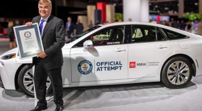 Toyota Mirai devine prima mașină care a parcurs 1360 km cu un singur plin de hidrogen - Photo