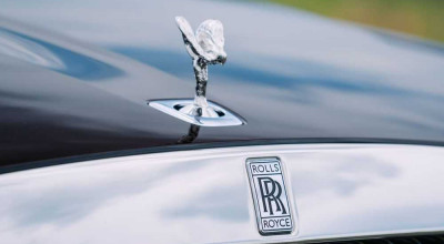 Primul Rolls-Royce pur electric a fost surprins în teste! - Photo