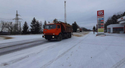 Pe parcursul nopții, drumarii au răspândit doar 14 tone de antiderapant! - Photo