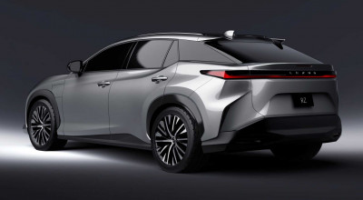 Lexus prezintă primele imagini cu noul SUV electric RZ, care va debuta în acest an - Photo