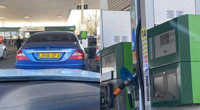 Nu se întâmplă doar la noi! Un Mercedes CLS 63 AMG surprins în UK alimentând gaz de 20 de lire - Photo