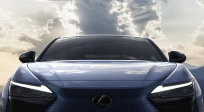 Lexus a publicat un nou teaser cu viitorul RZ 450e și a anunțat data debutului - Photo