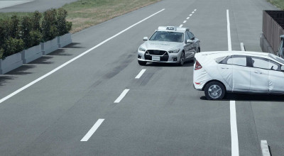 Nissan dezvoltă un sistem de siguranță, care ar preveni accidentele rutiere - Photo