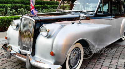 Limuzina de 57 de ani a Reginei Elisabeta a II-a va fi vândută în cadrul unei licitații - Photo