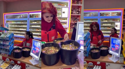 (VIDEO) Protestul unui șofer din Tecuci! A achitat pentru combustibil cu trei găleți de bănuți - Photo