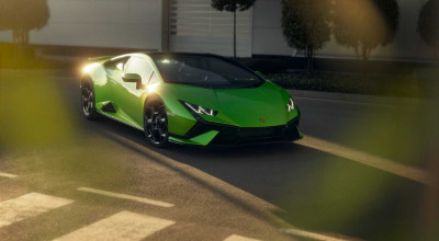 Oficial! Înlocuitorul lui Huracan va fi oferit cu propulsoare hibride cu încărcare la priză - Photo