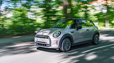 Noul Mini Cooper SE a fost transformat în unul destinat persoanelor cu dizabilități - Photo