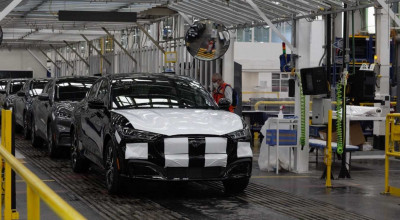 Ford planifică să construiască 2 milioane de EV-uri până în 2026 - Photo