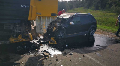Accident grav la Căușeni, cauzat de un șofer care a pierdut controlul volanului și s-a izbit într-un camion - Photo