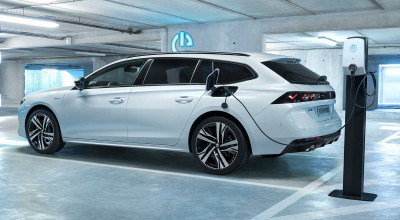 Începând cu 2023, toate modelele din gama Peugeot vor fi disponibile cu versiuni electrificate! - Photo