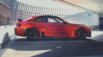 Noul M2 poate fi configurat cu o serie de accesorii M Performance - Photo