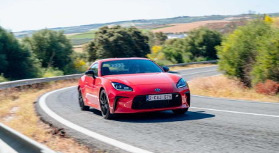 Viitoarea generație Toyota GR86 ar putea fi dotată cu sistem de propulsie hibrid - Photo