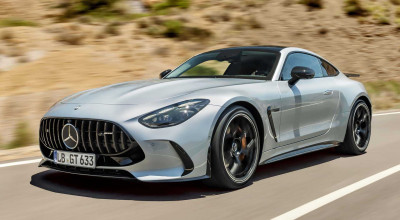 Mercedes-AMG GT Coupe: configurație 2+2, tracțiune integrală și V8 pentru versiunea de top - Photo