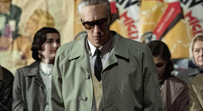 Actorul care îl joacă pe Enzo Ferrari, nu a fost lăsat să se bucure de supercar-urile italiene - Photo