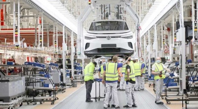 Grupul Volkswagen înregistrează cereri scăzute pentru mașinile electrice - Photo