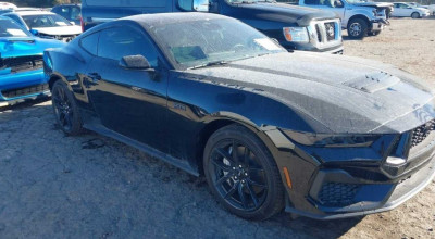 Ford Mustang 2024, accidentat după doar 26 km - disponibil la vânzare - Photo