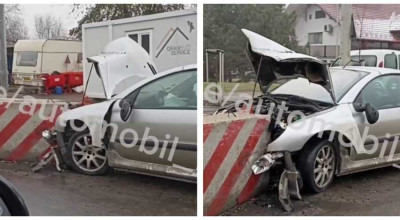 Un șofer s-a tamponat într-o placă de beton pe str. Mihai Viteazul. Poliția - la fața locului - Photo