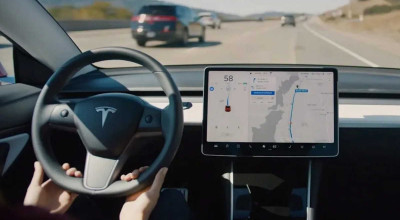Tesla recheamă peste 2 milioane de mașini dotate cu sistemul Autopilot, vândute în SUA - Photo