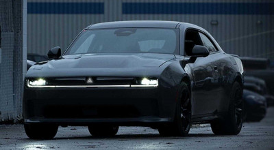Dodge distribuie primele imagini cu electricul Charger de serie - Photo