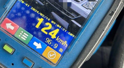 Circula cu 124 km/h pe o stradă din Briceni. Cum a fost sancționat șoferul - Photo