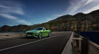 (FOTO) A debutat cel mai puternic Bentley din istorie! Oferă aproape 800 CP - Photo