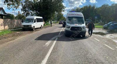 Grav accident în Stânga Nistrului: o fetiță de 11 ani a fost lovită de o ambulanță - Photo